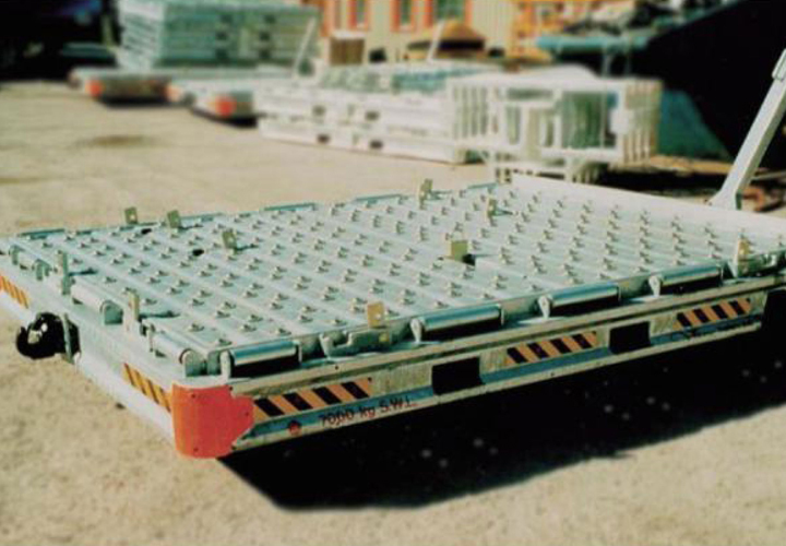 万向球用于货物装卸平台